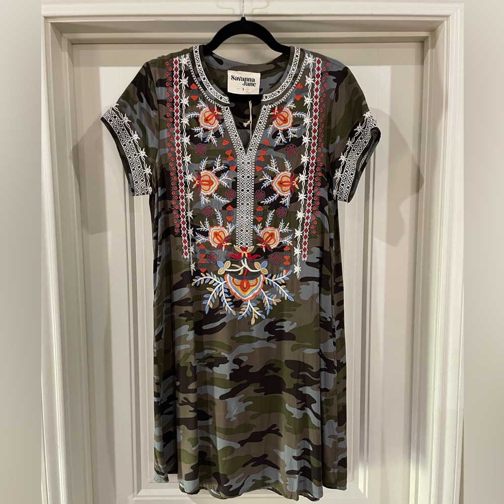 NEW with tags - Savanna Jane camo embroidered dress (Size Small)